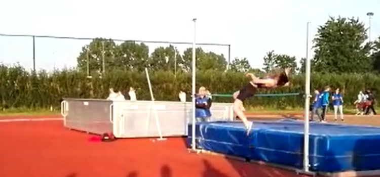 Derde ZHM-juniorenwedstrijd mooie avond Daphne 1,37 hoog